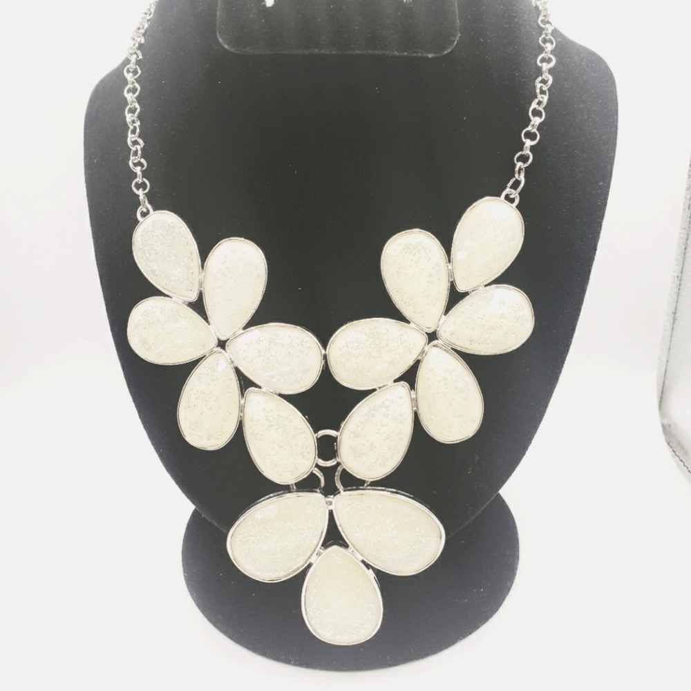 New York and Company Iridescent statement necklace and matching bracelet.